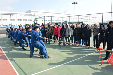 2018年3月8日，公司組織三八婦女節拔河比賽